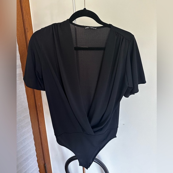 Zara Deep V Bodysuit - Picture 1 of 1
